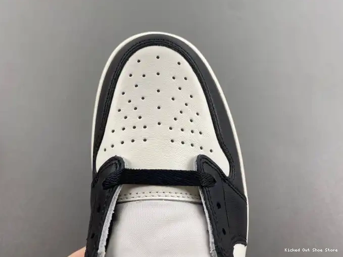 Kicked Out Shoe Store Mocha Jordan 1 OG Air CZ0790-102 Low 0515